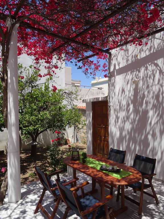 הוילה חאניה Neoclassical House מראה חיצוני תמונה